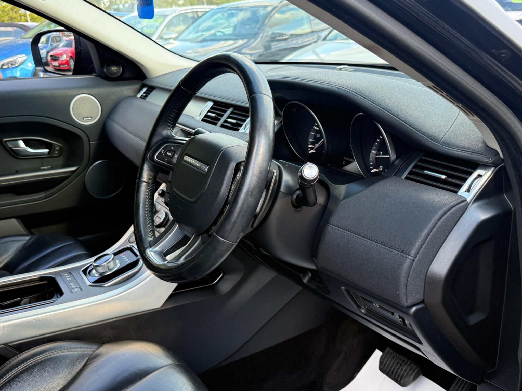 Land Rover Range Rover Evoque - Image 35