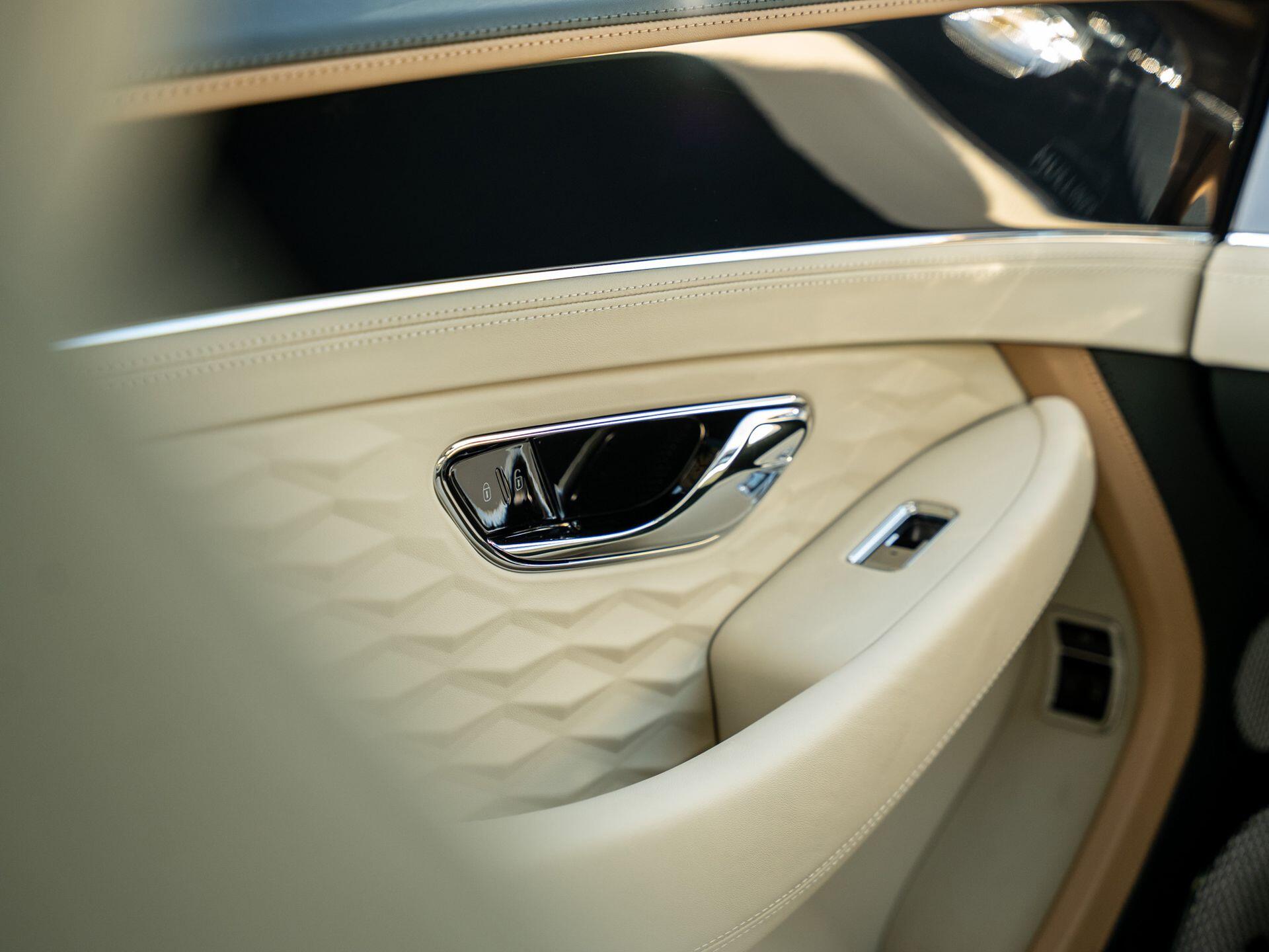 Bentley Continental view 31