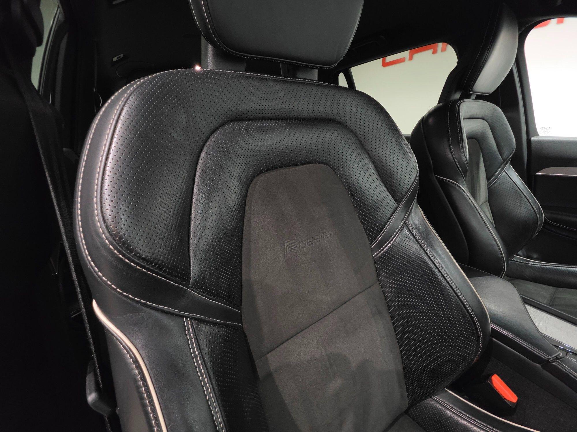Volvo XC90 view 24