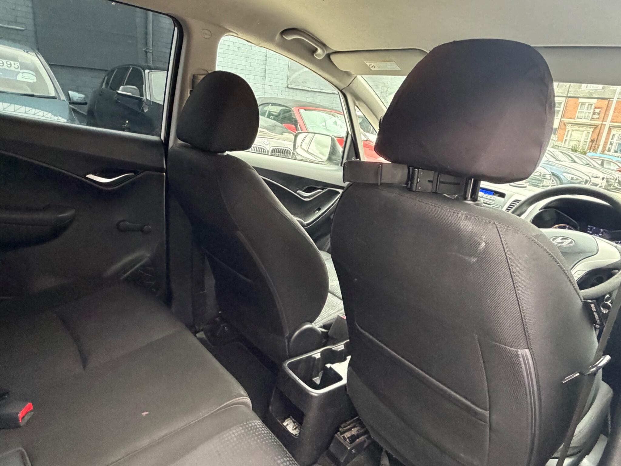 Hyundai Ix20 view 18