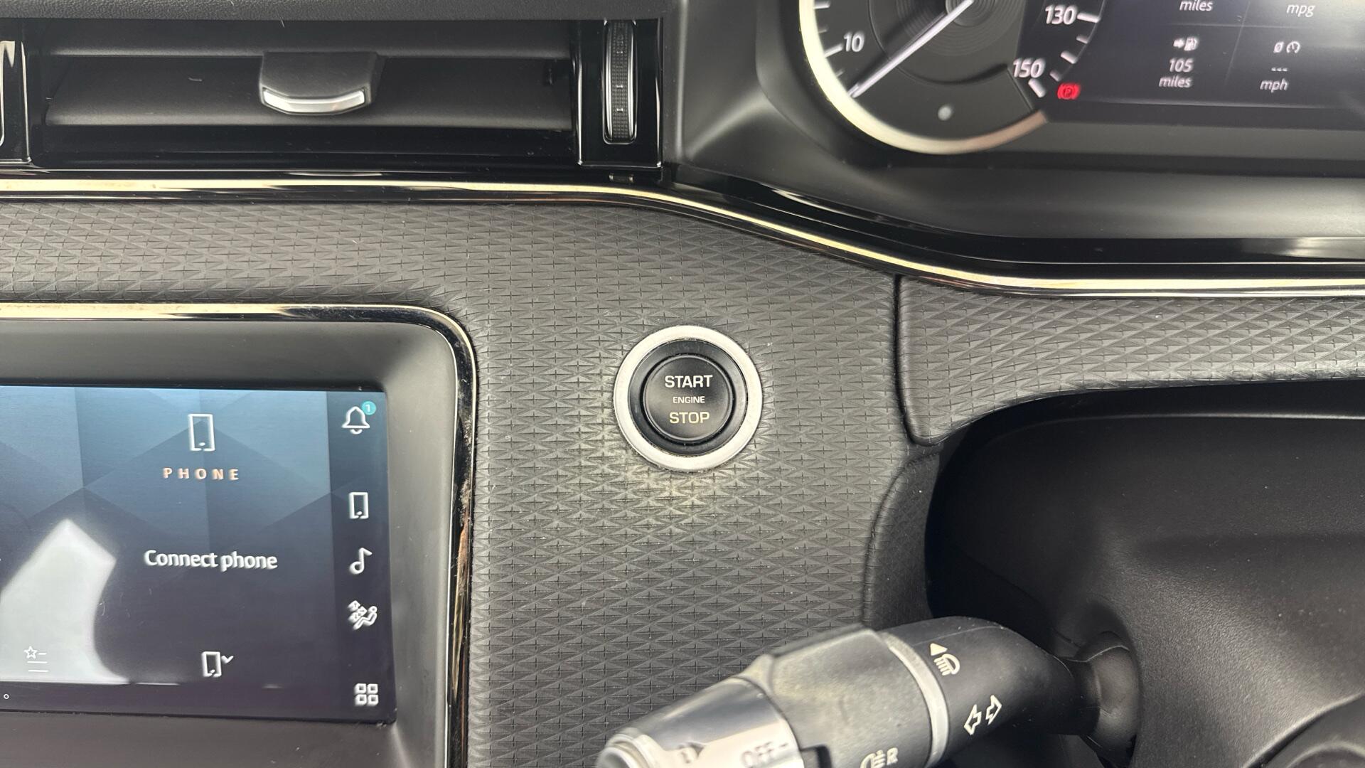 Land Rover Range Rover Evoque view 37