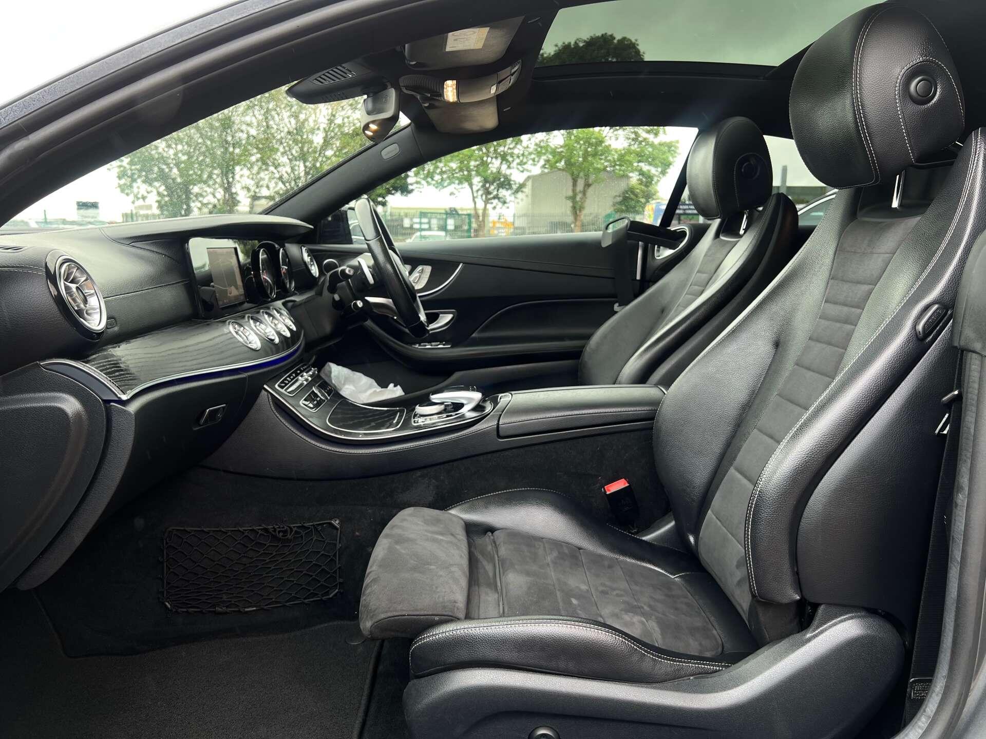 Mercedes-Benz E-Class view 47