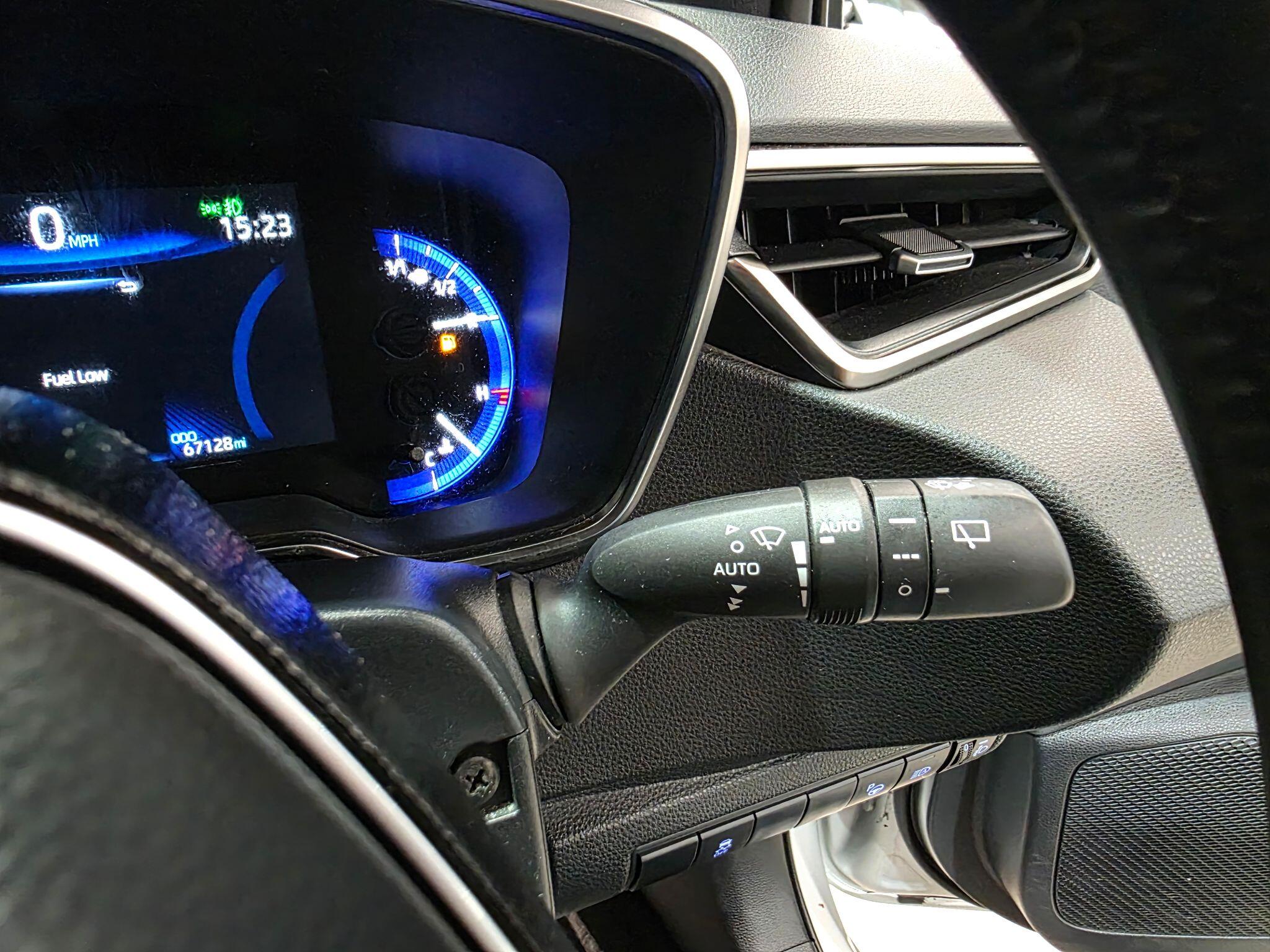 Toyota Corolla view 16