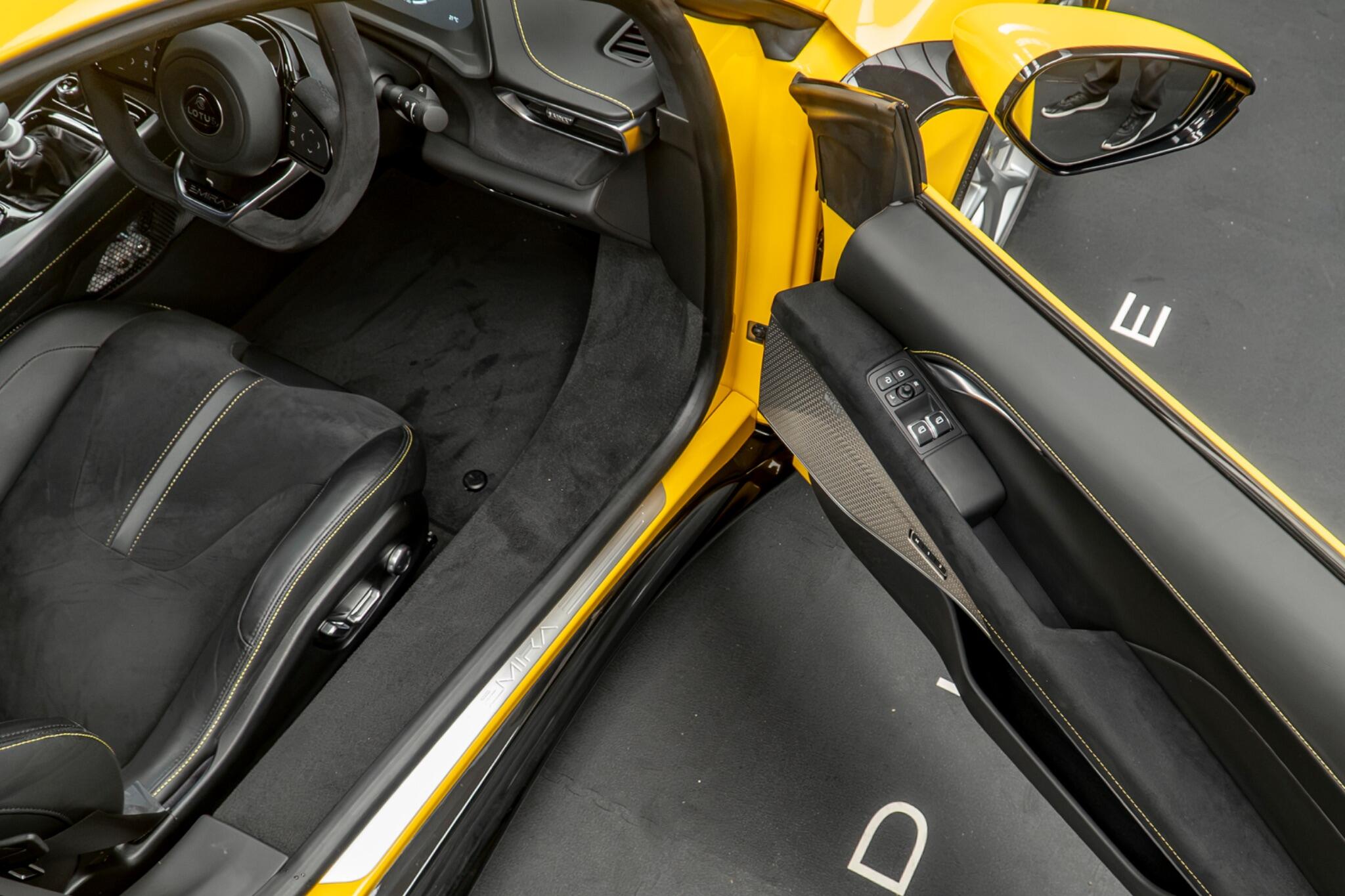 Lotus Emira view 28