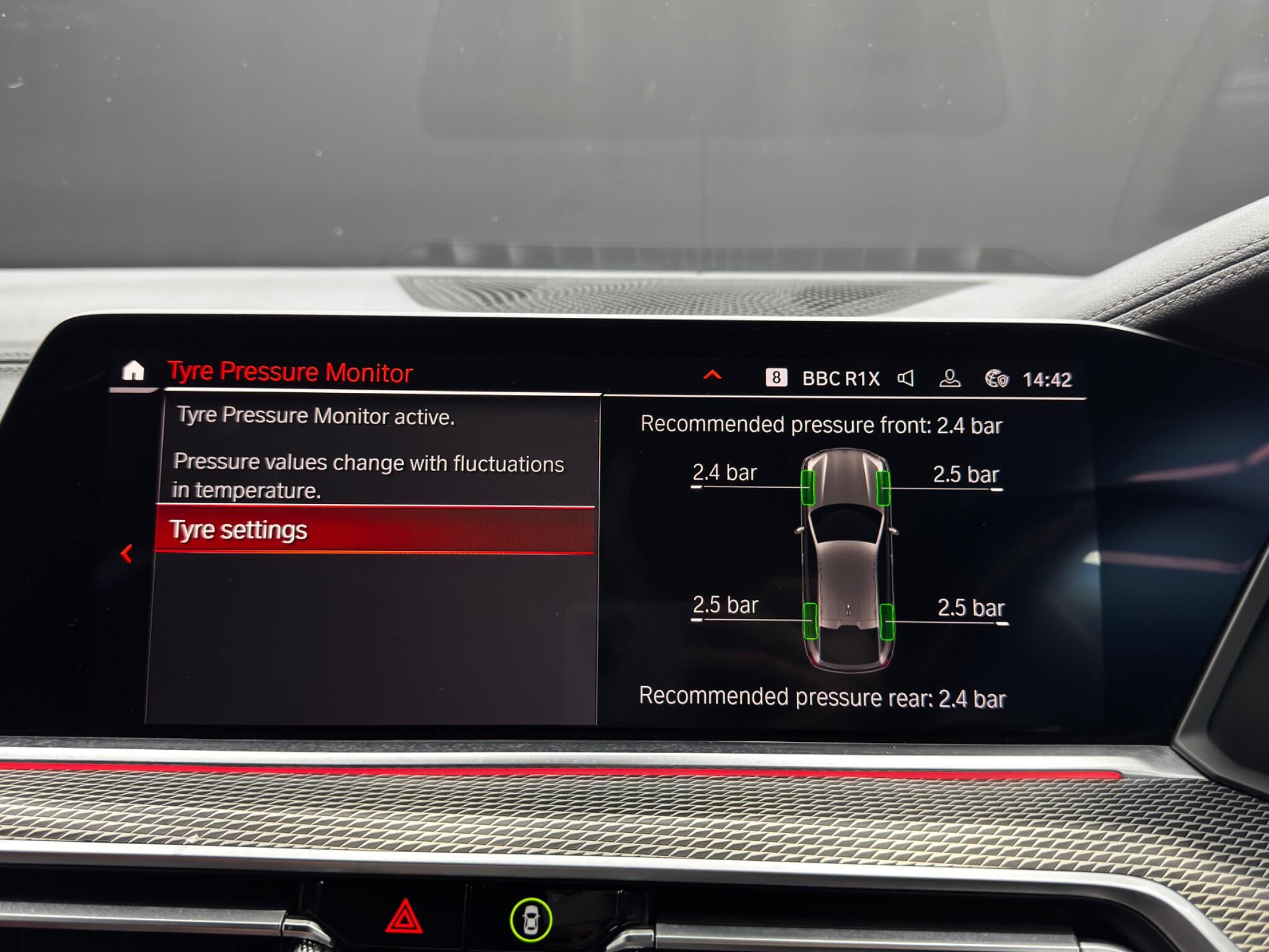 BMW X6 view 34