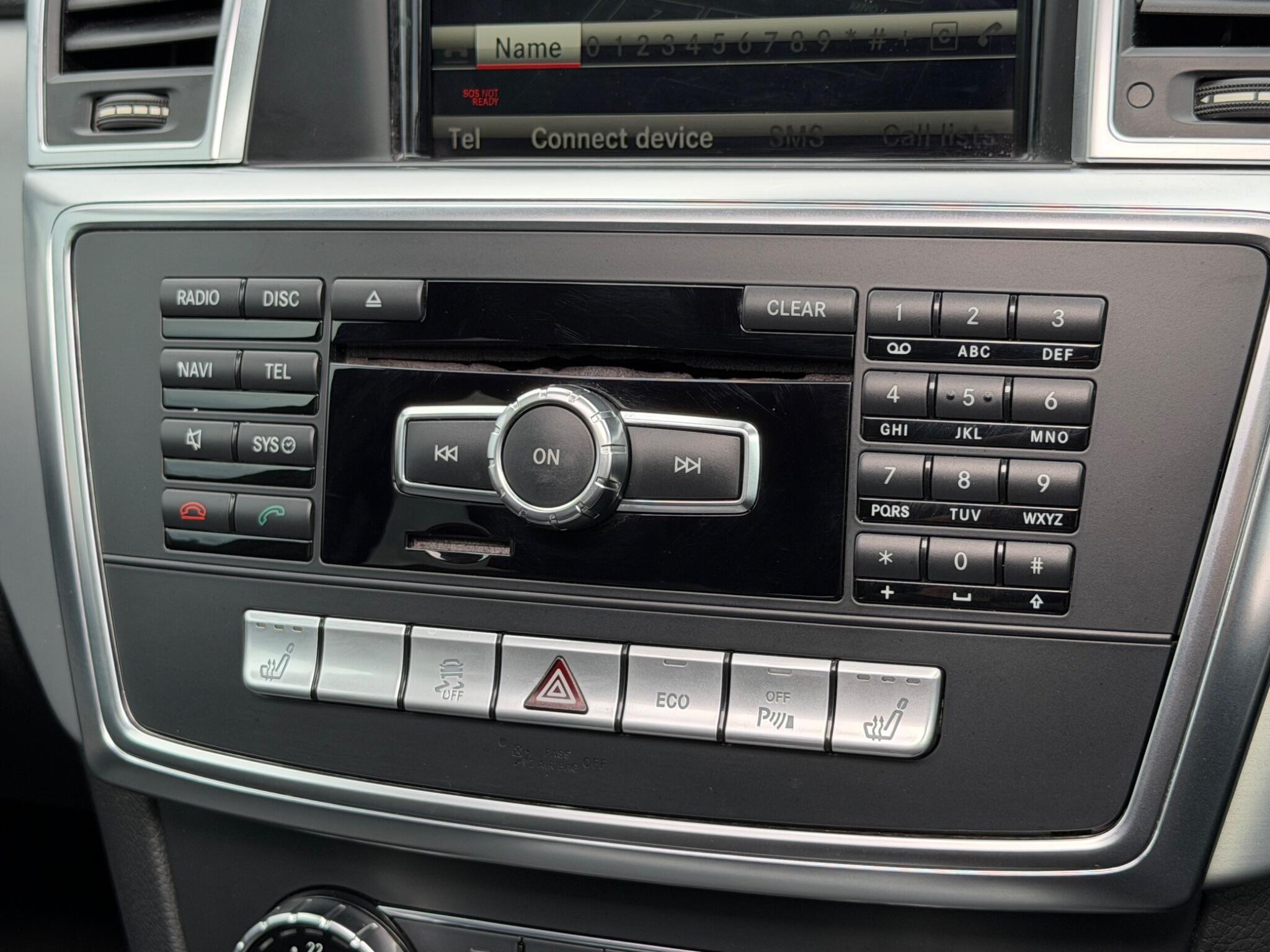 Mercedes-Benz GL view 38
