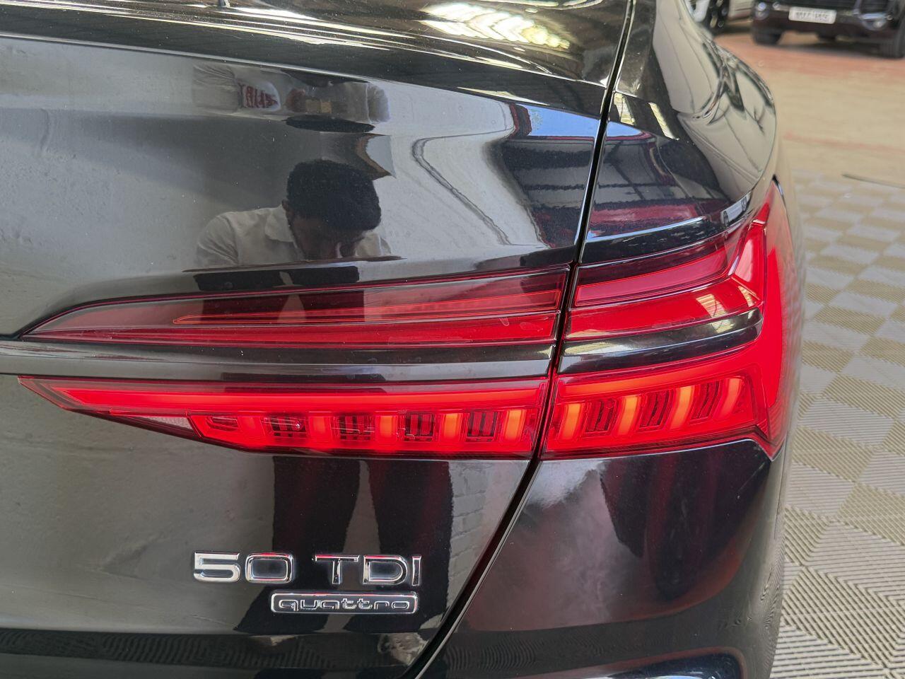 Audi A6 Saloon view 29