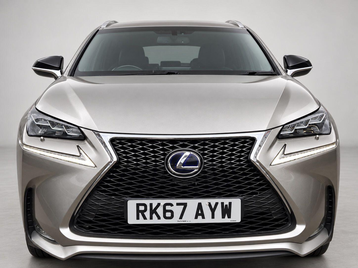 Lexus NX view 3
