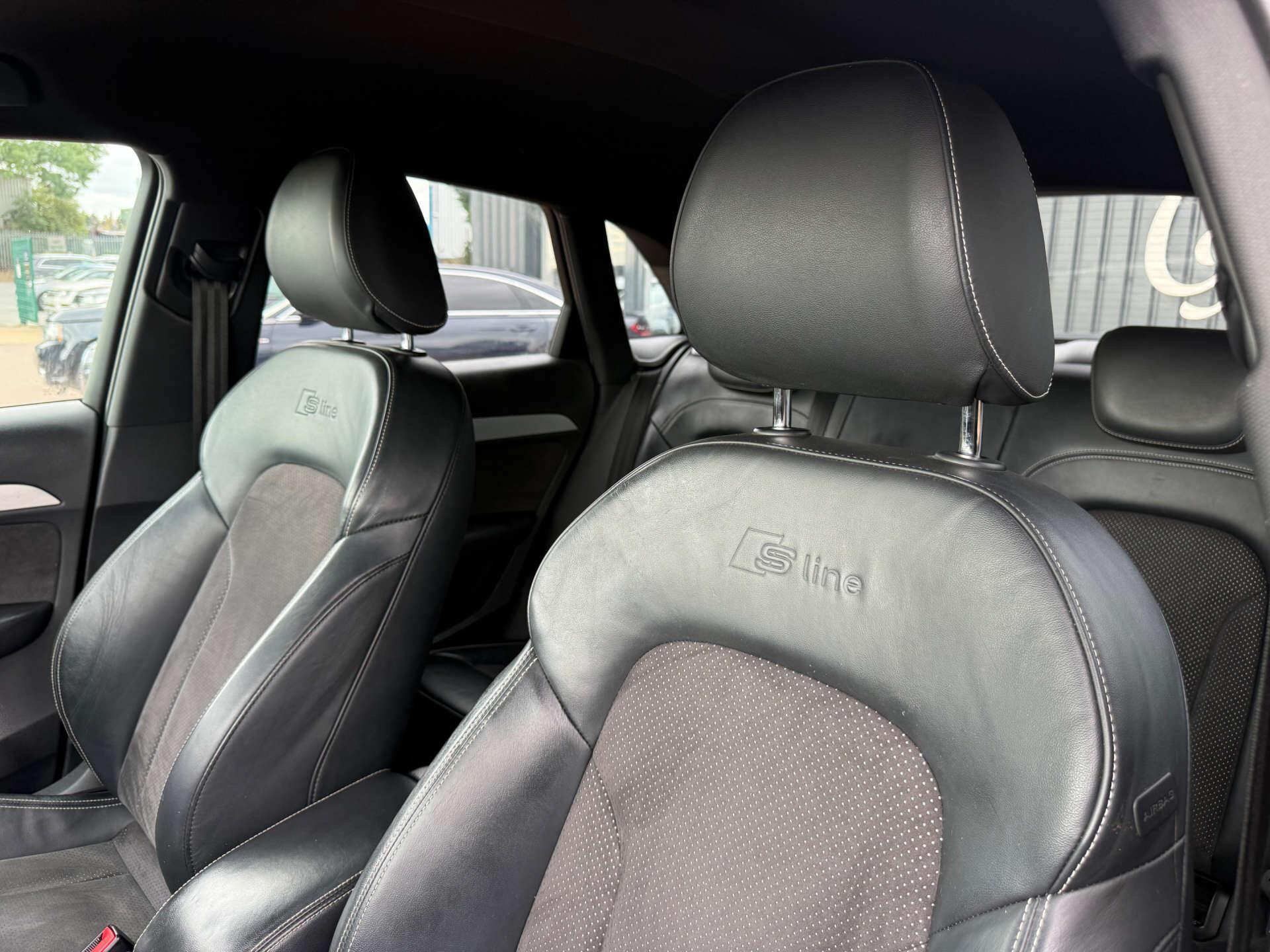 Audi Q3 view 73