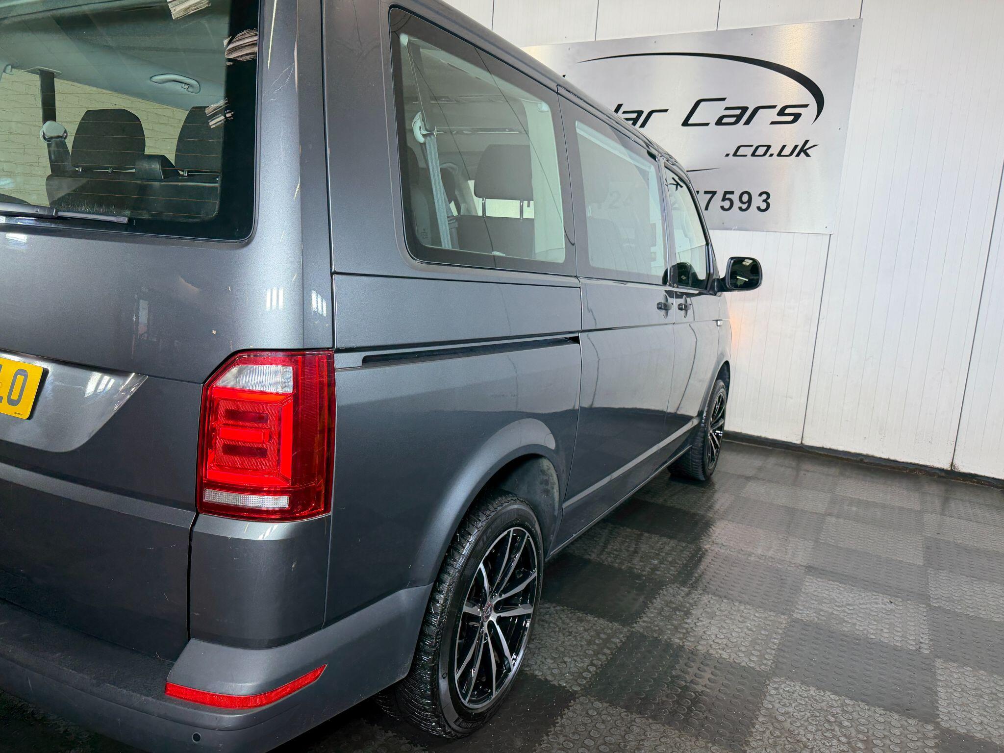 Volkswagen Transporter view 10