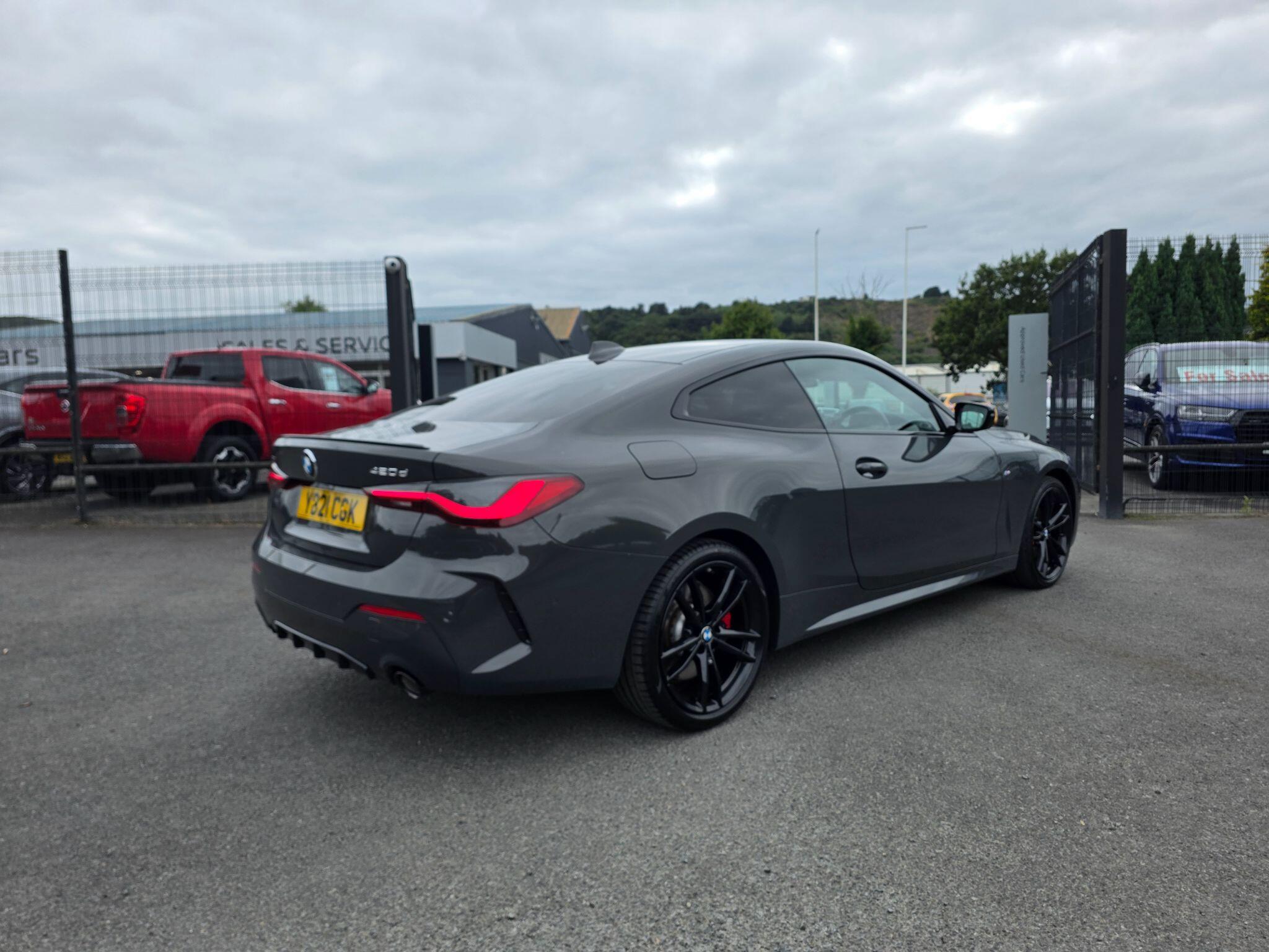 BMW 4 Series view 5