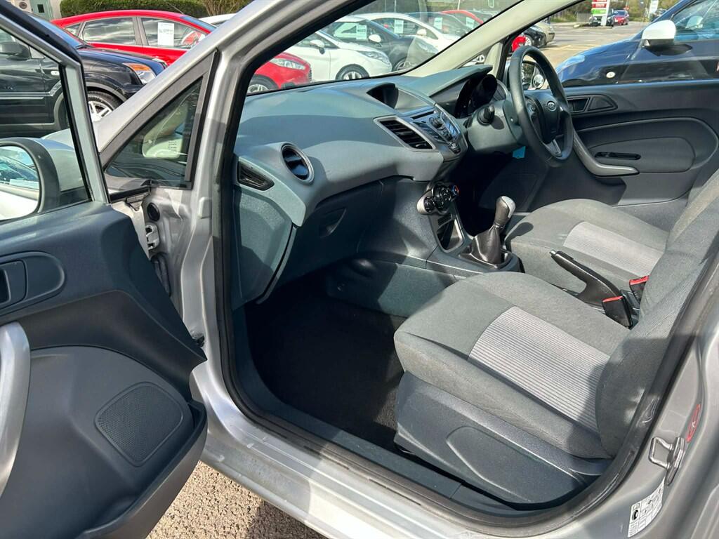 Ford Fiesta view 17