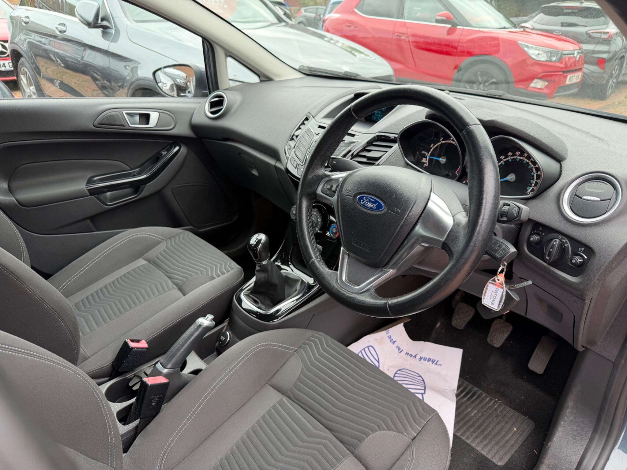 Ford Fiesta view 37
