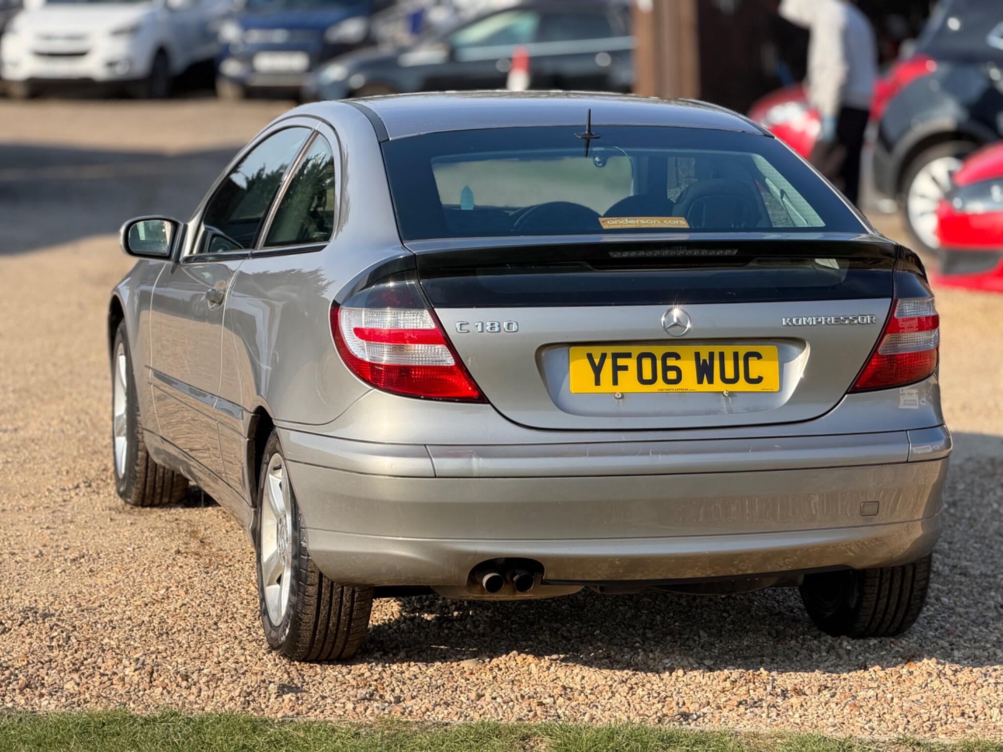 2006 Mercedes-Benz C Class 1.8 C180 Kompressor SE 2dr image 10