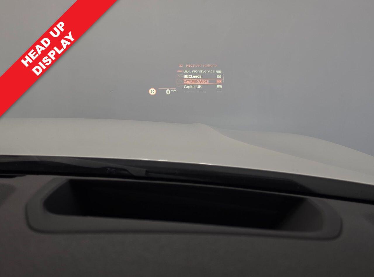 BMW 3 Series view 34