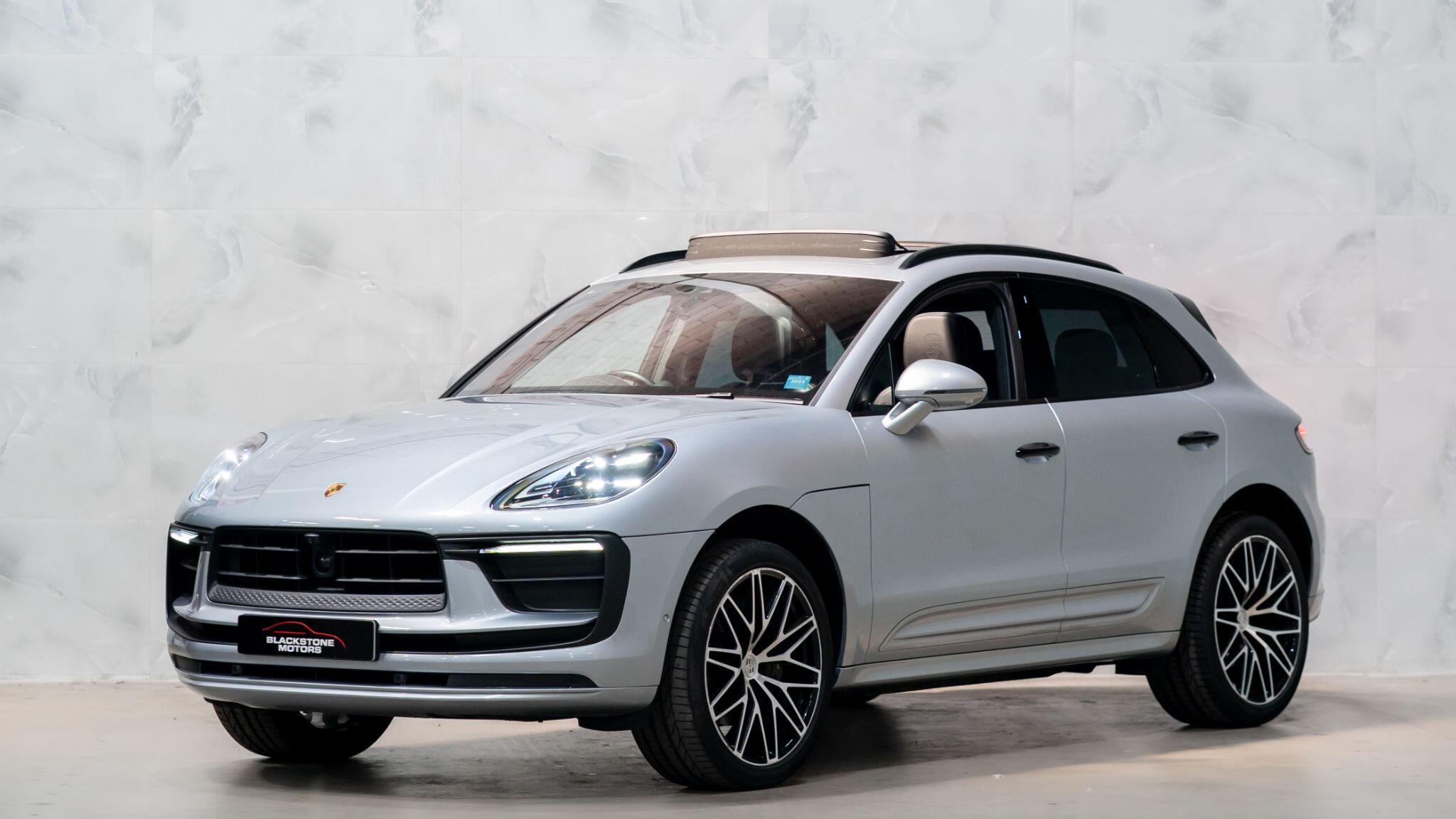 Porsche Macan view 5