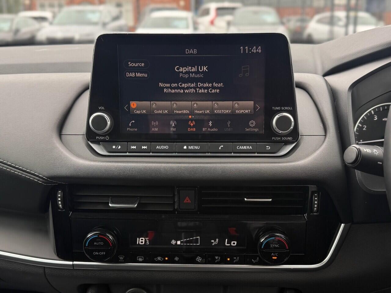 Nissan Qashqai view 18