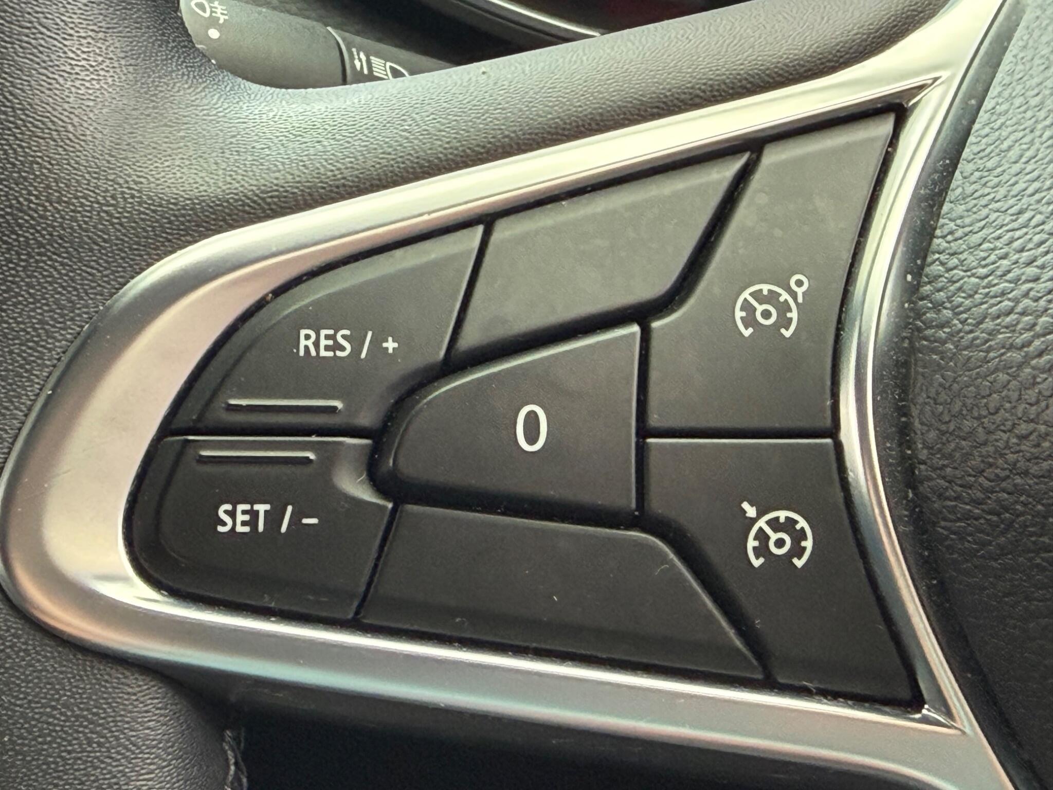 Renault Clio view 27