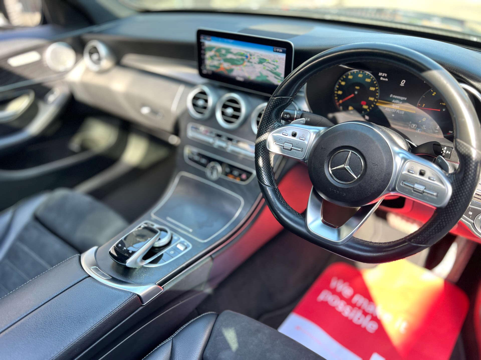 Mercedes-Benz C Class view 5