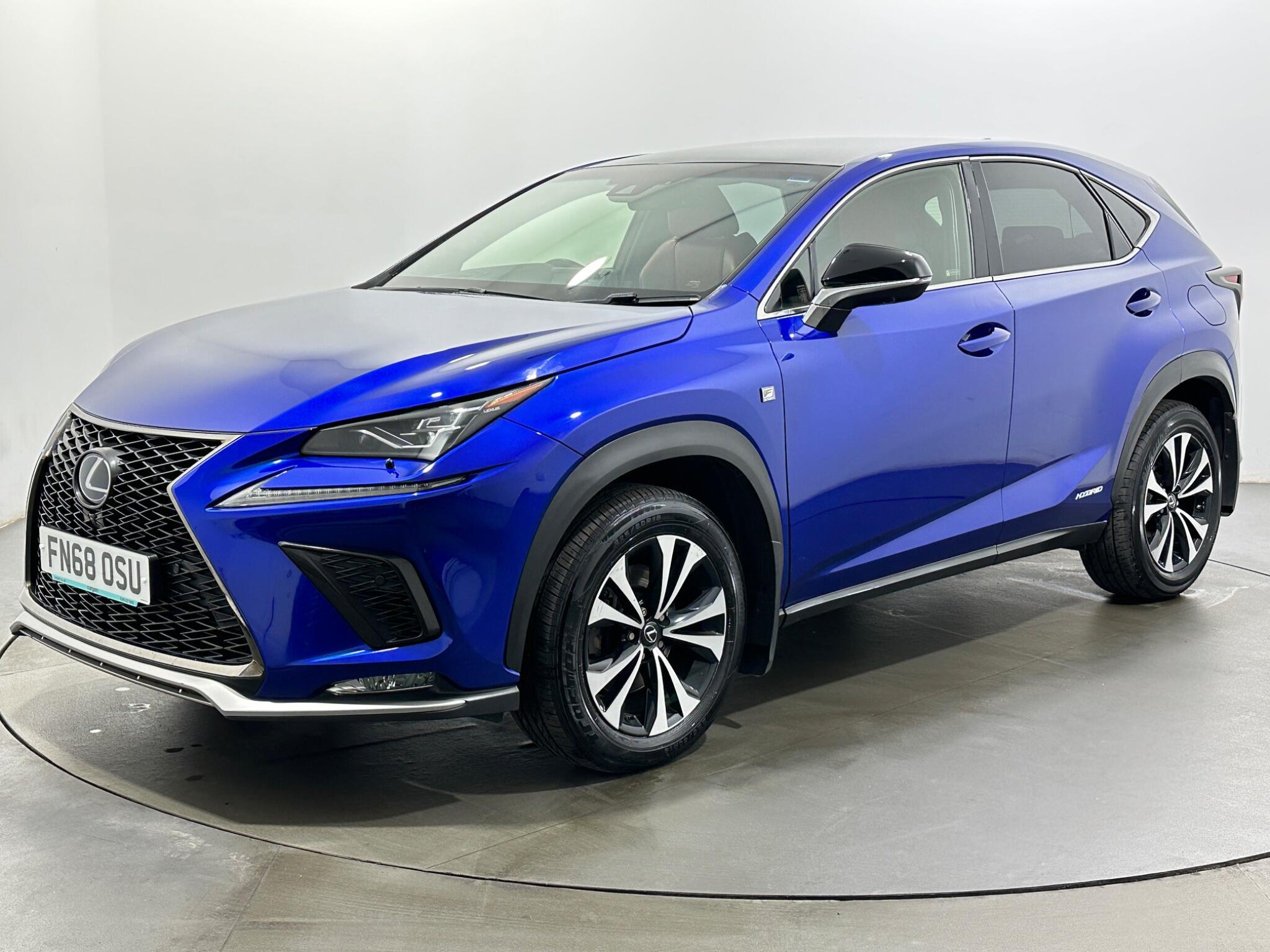 Lexus NX view 4