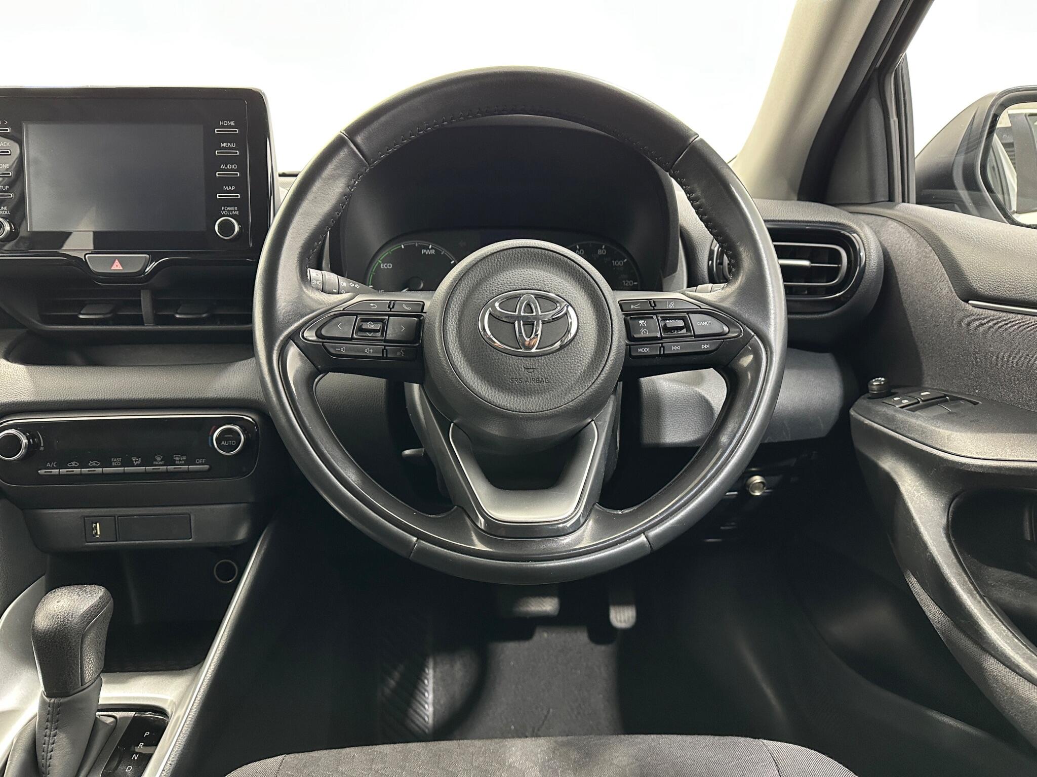Toyota Yaris view 13