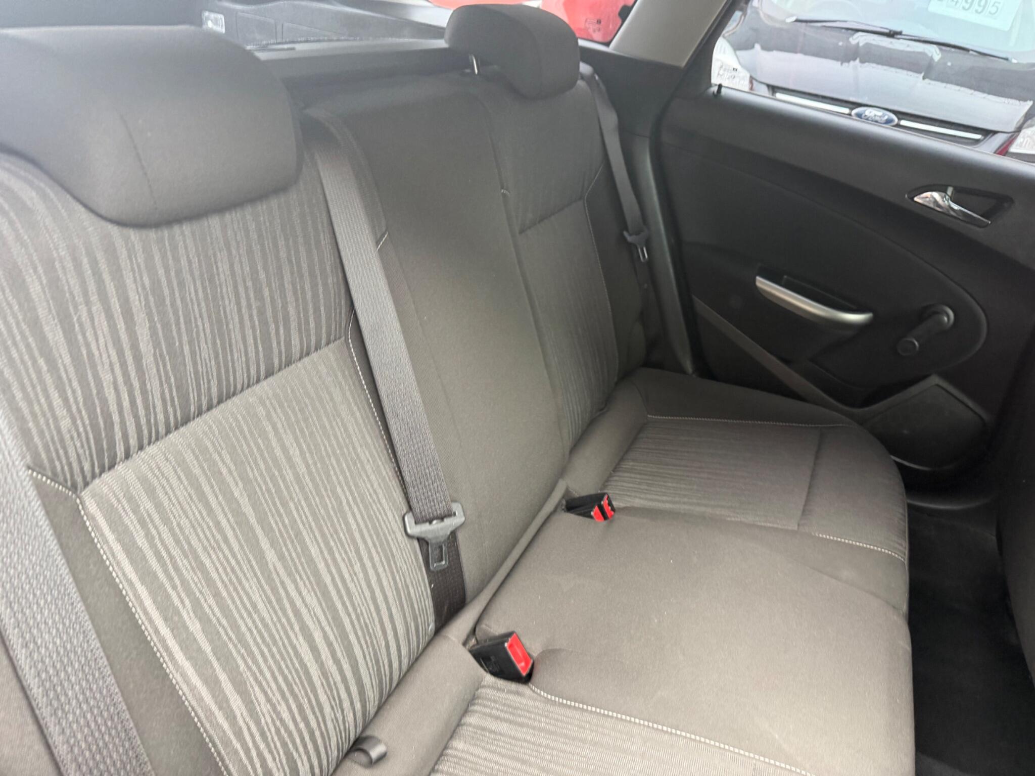 Vauxhall Astra view 29