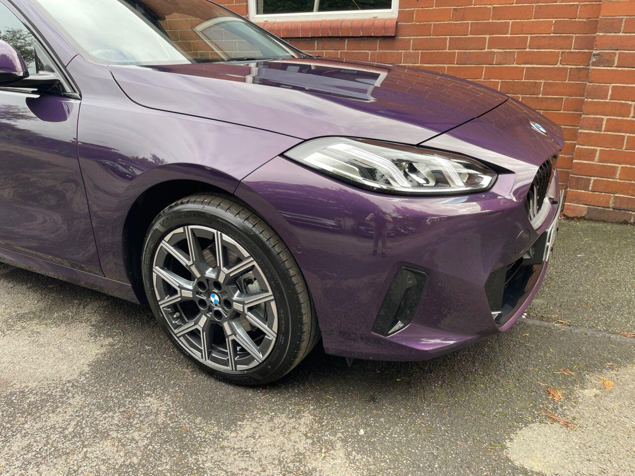 BMW 1 Series view 6