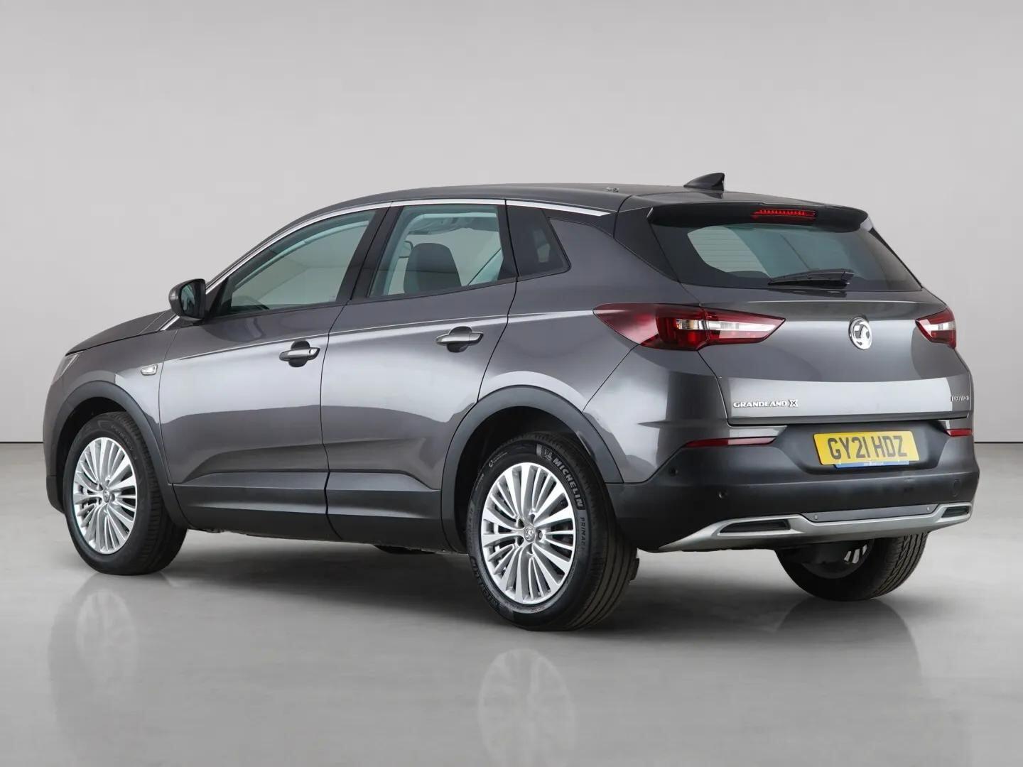 Vauxhall Grandland X view 8
