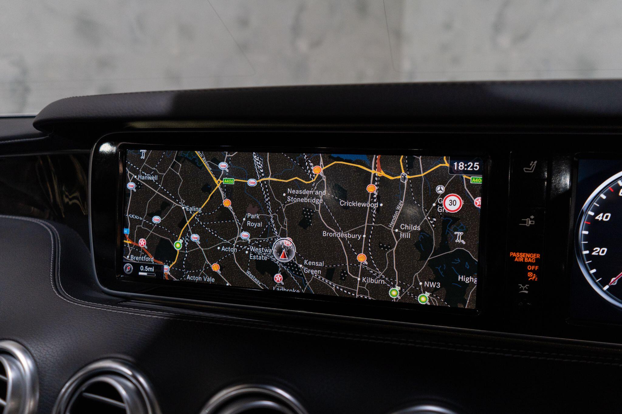 Mercedes-Benz S-Class view 18