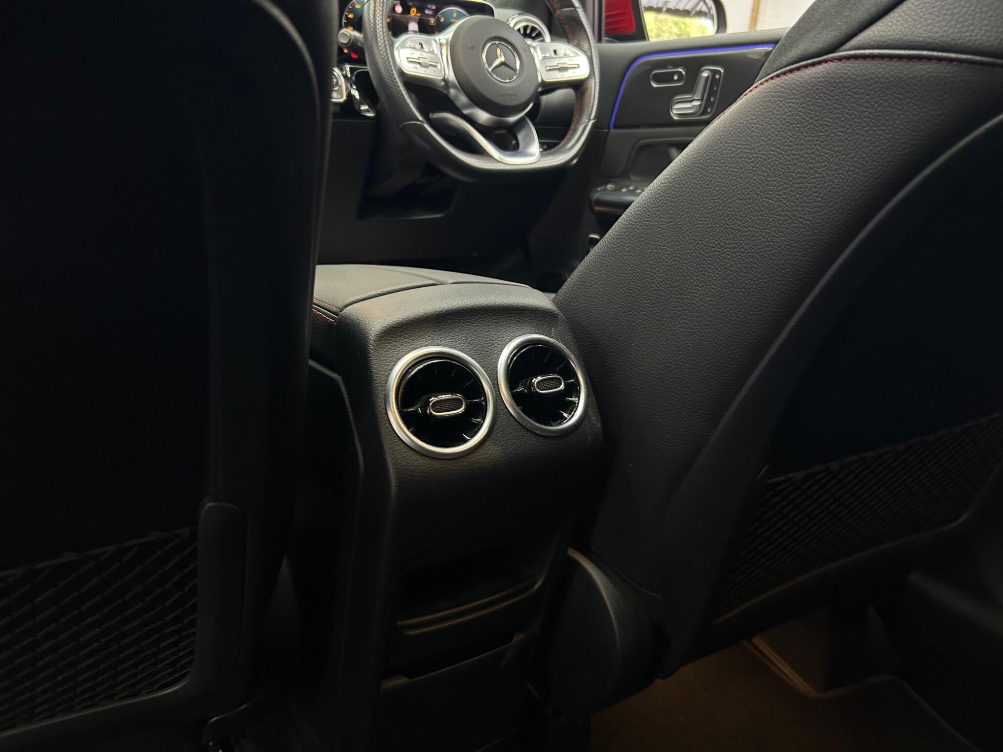 Mercedes-Benz B Class view 27