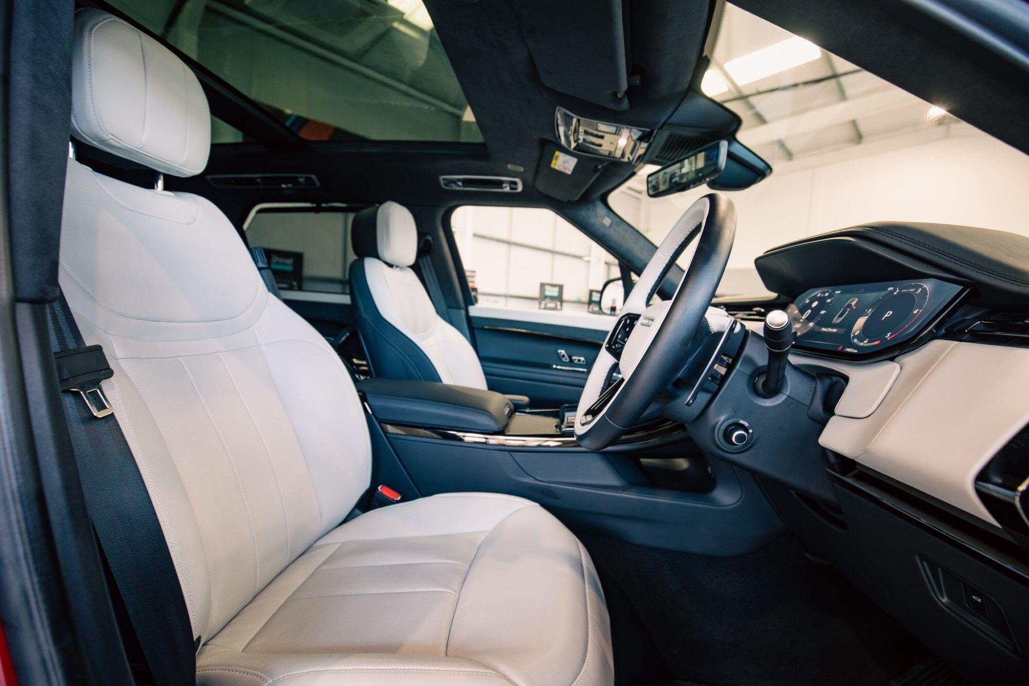 Land Rover Range Rover Sport view 19