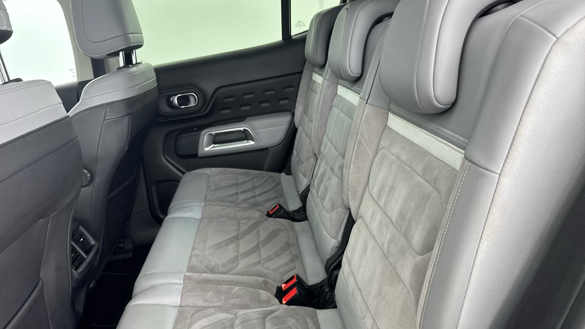 Citroen C5 Aircross view 14