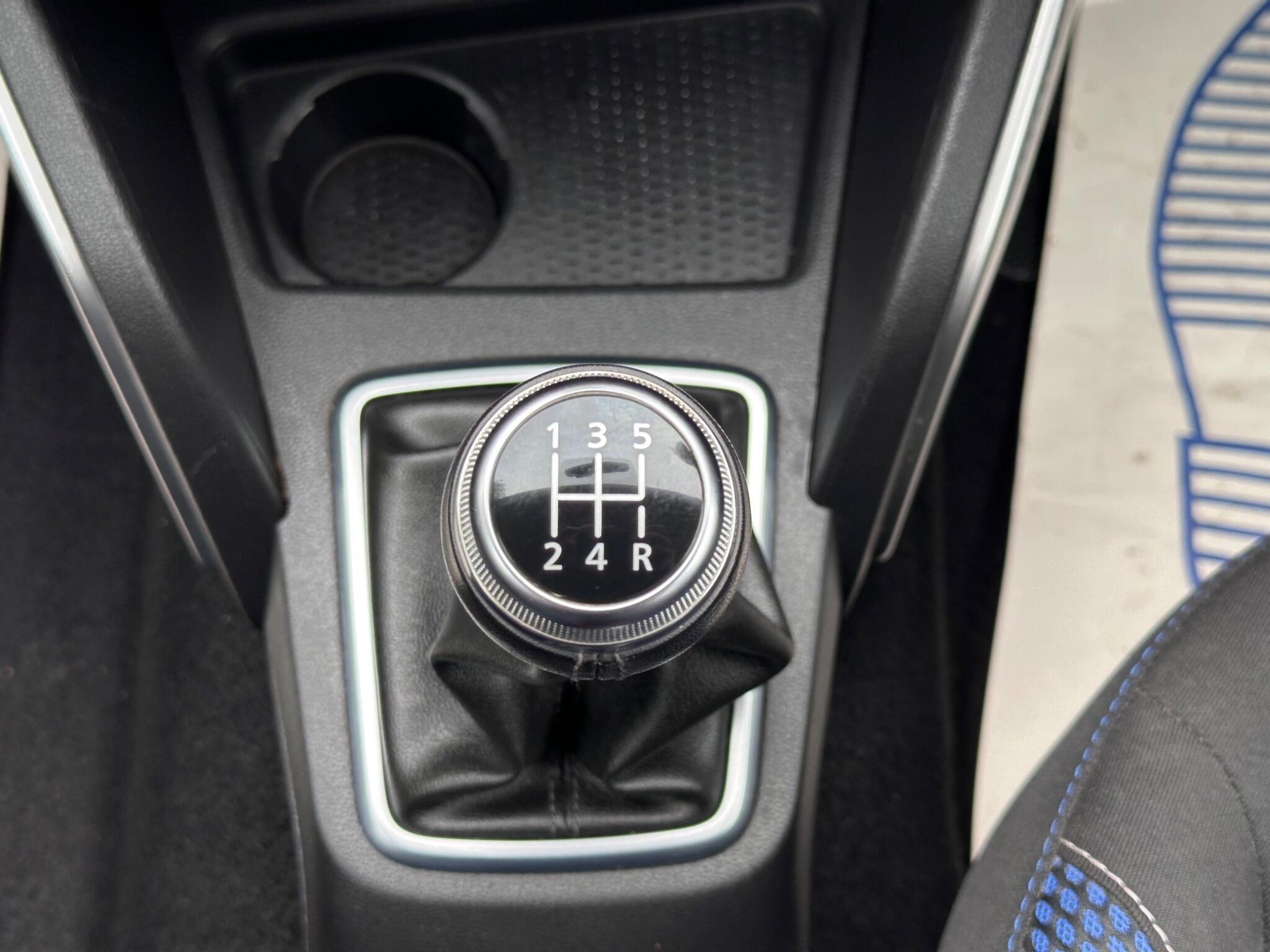 Dacia Duster view 39