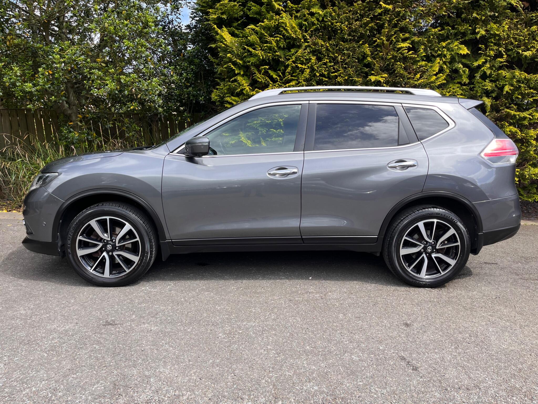 Nissan X-Trail view 8