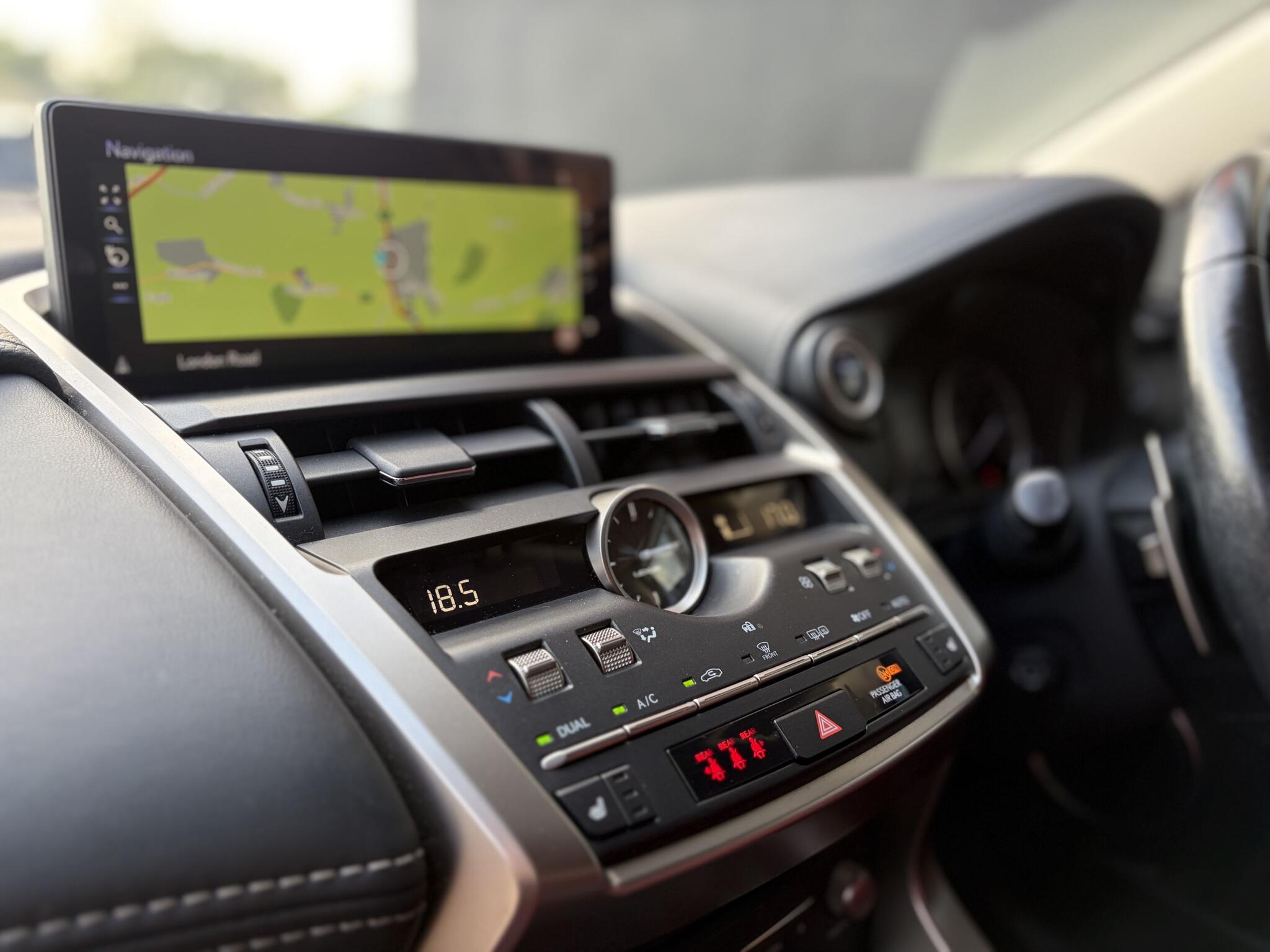 Lexus NX view 21