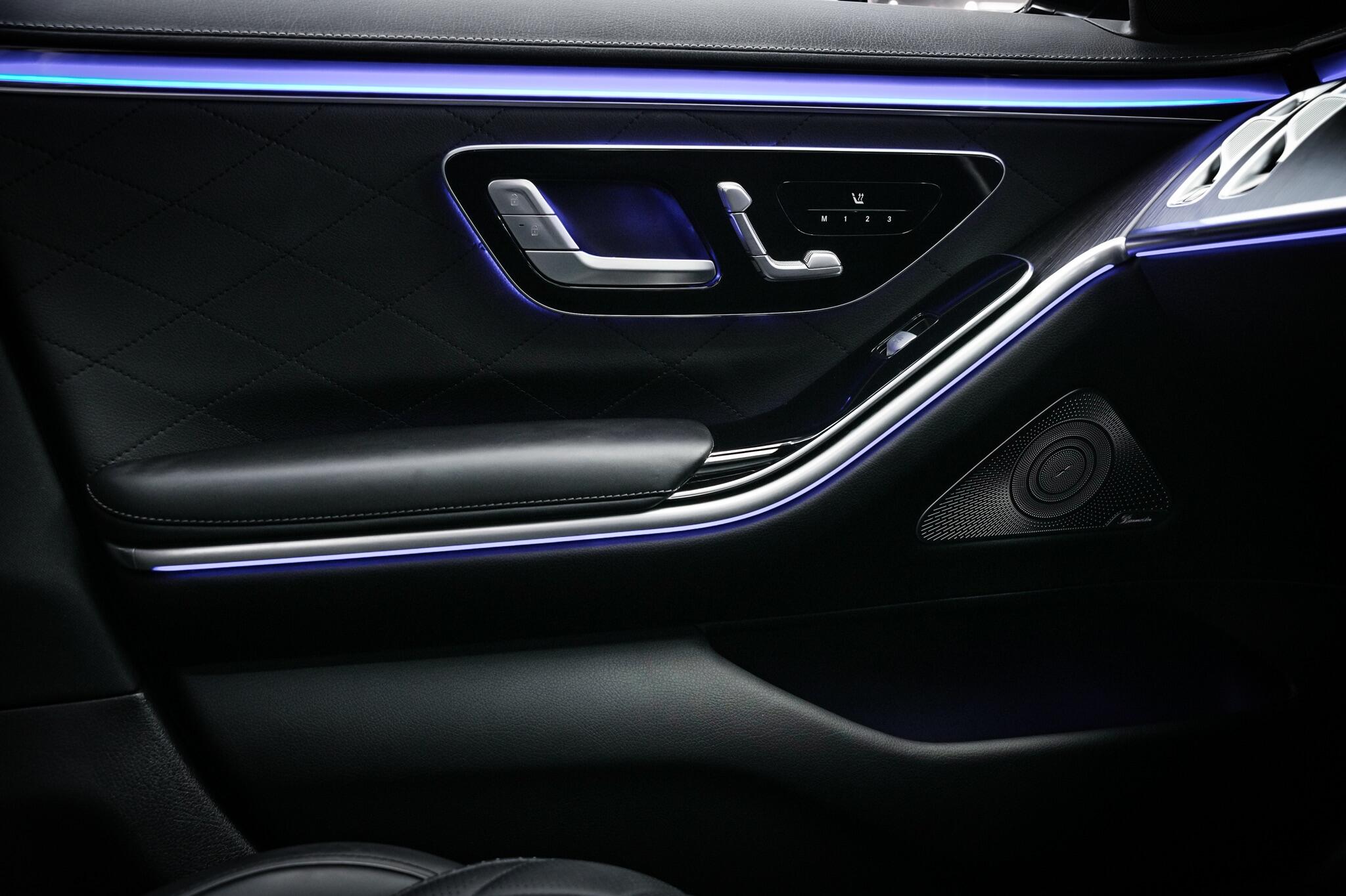Mercedes-Benz S-Class view 51