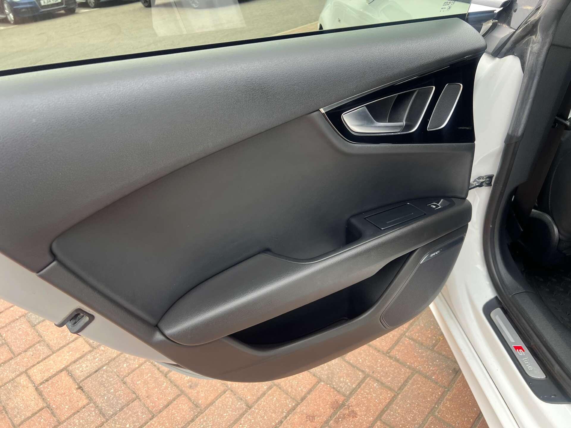 Audi A7 view 54