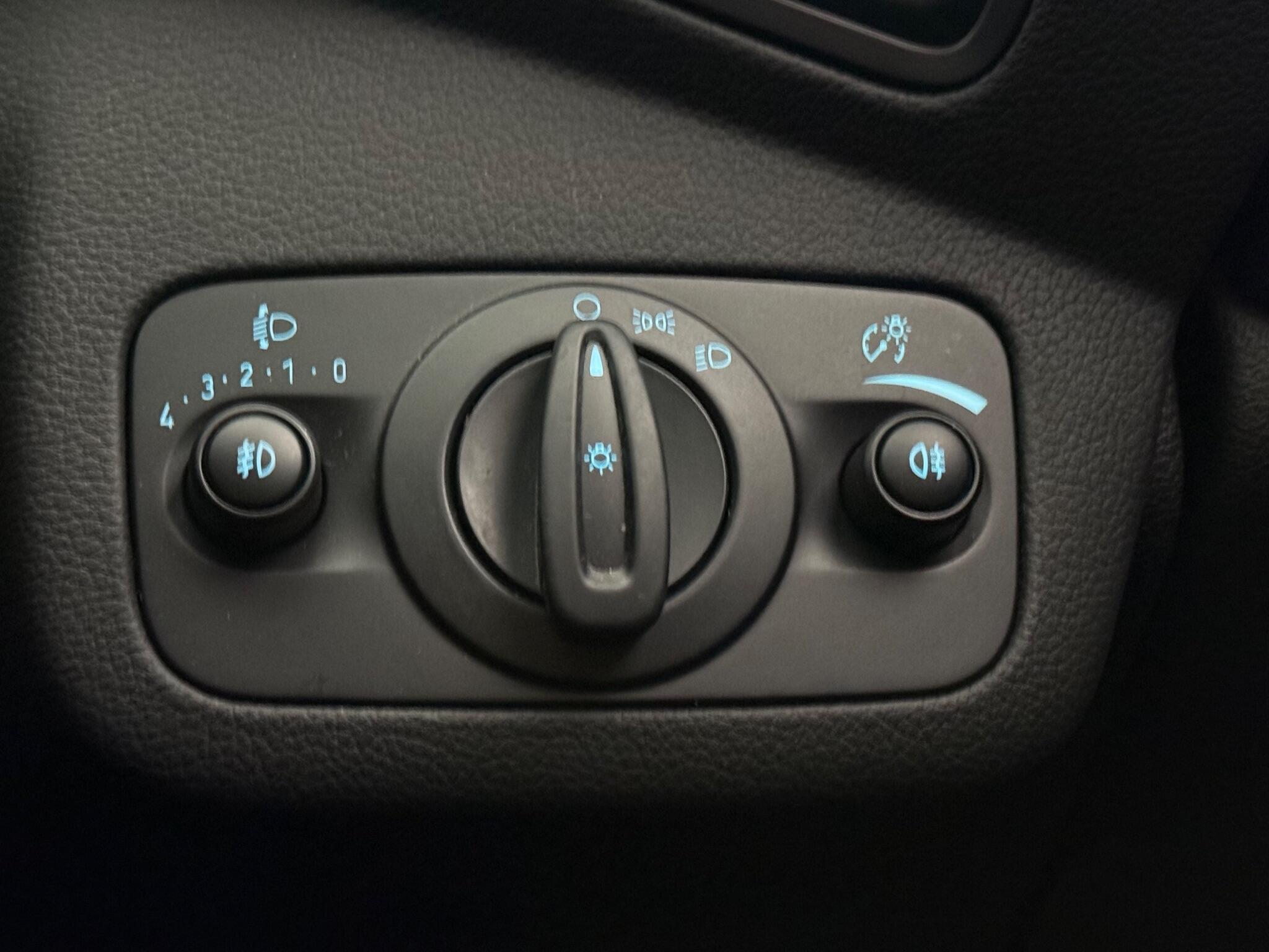 Ford Kuga view 33