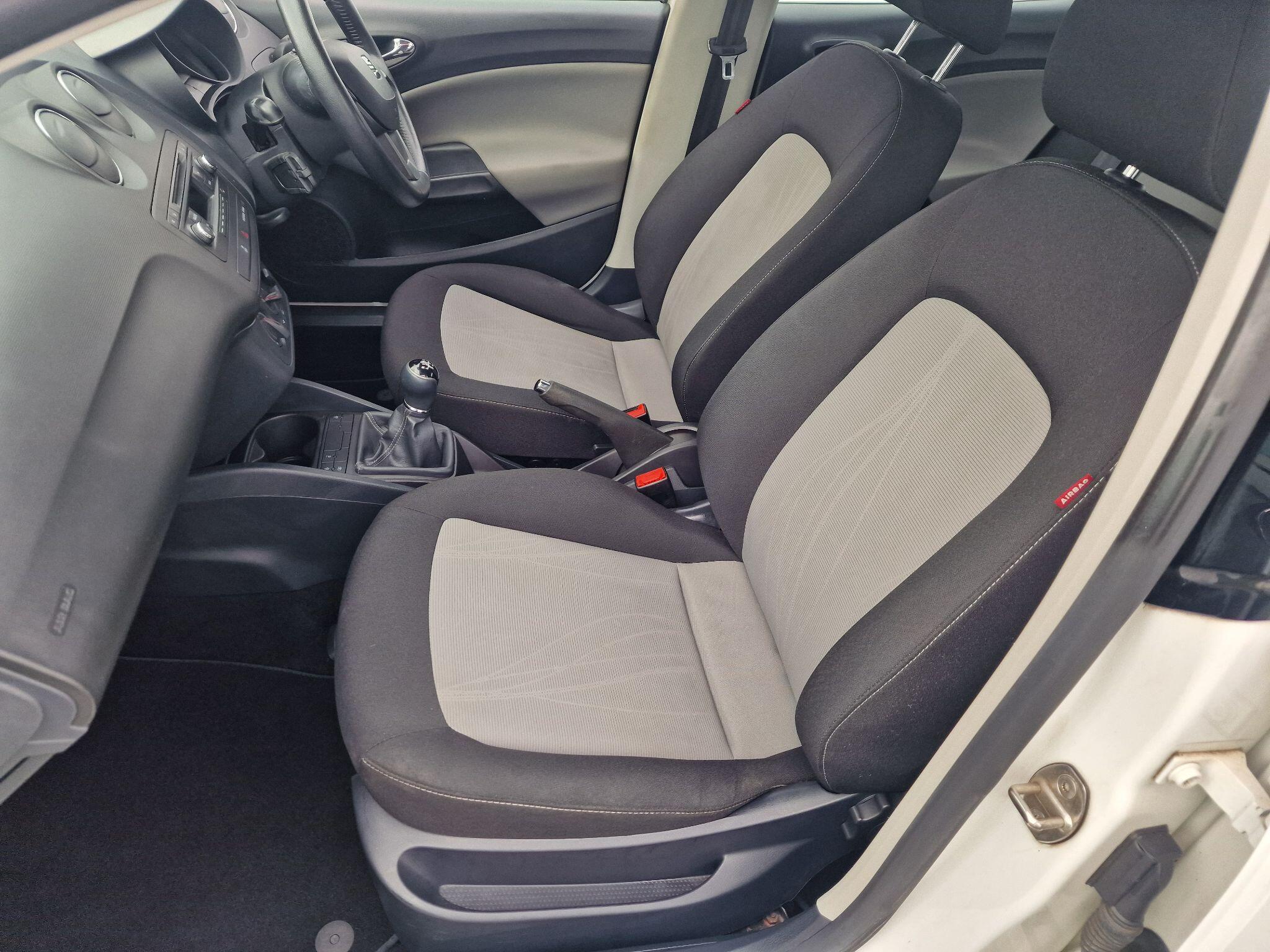SEAT Ibiza view 48