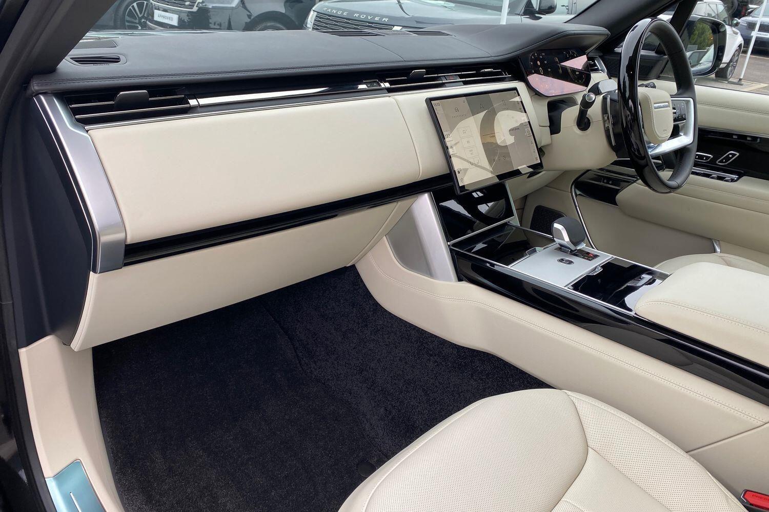 Land Rover Range Rover view 49