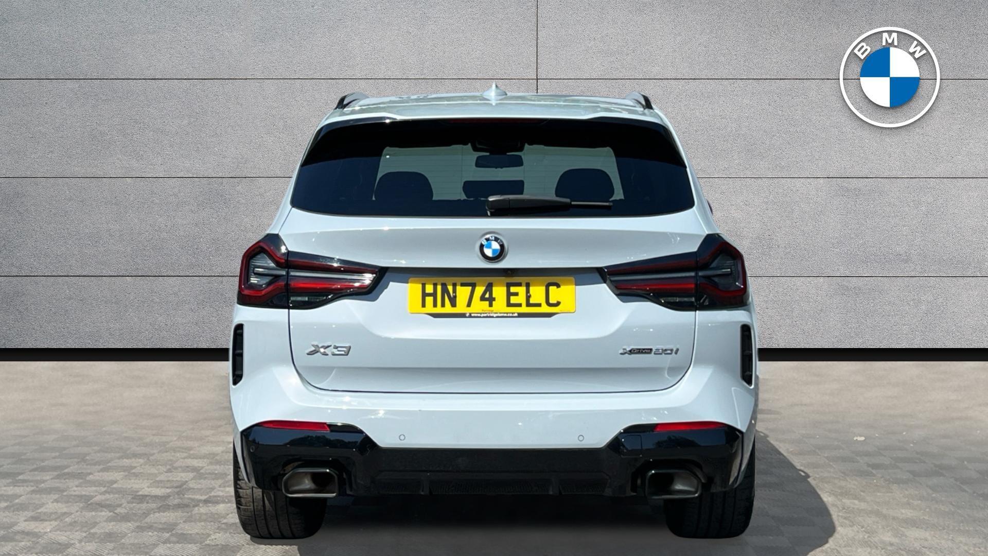 BMW X3 view 15