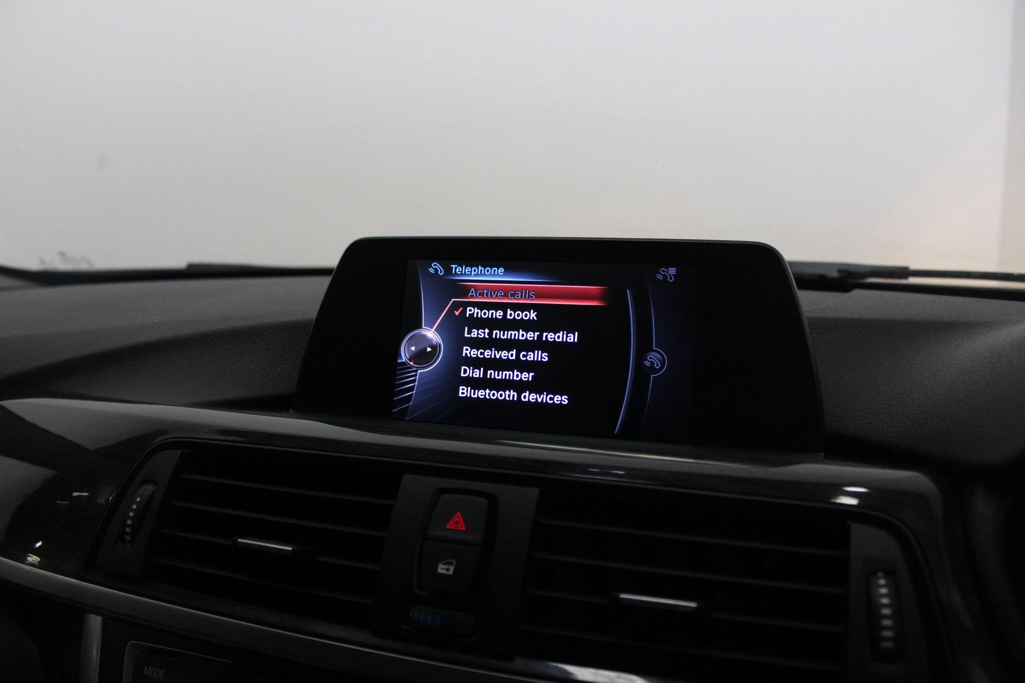 BMW 3 Series view 36