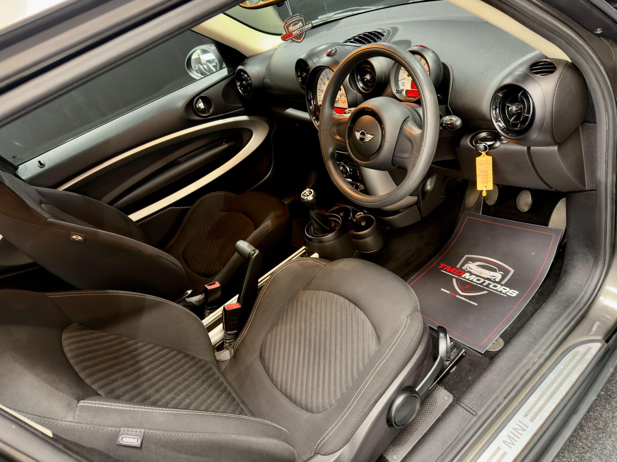 Mini Paceman view 15