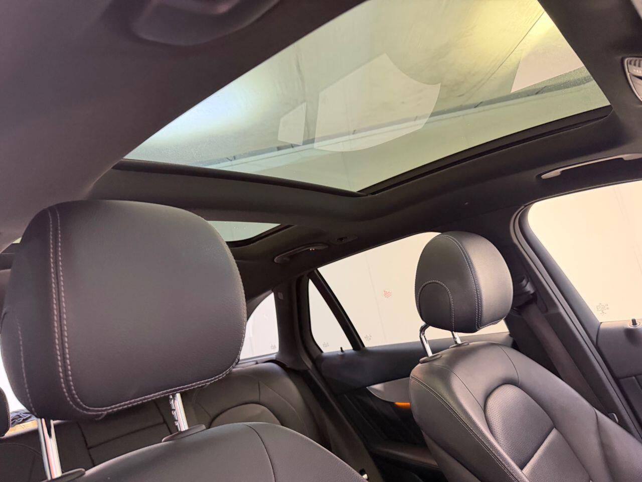 Mercedes-Benz GLC view 16