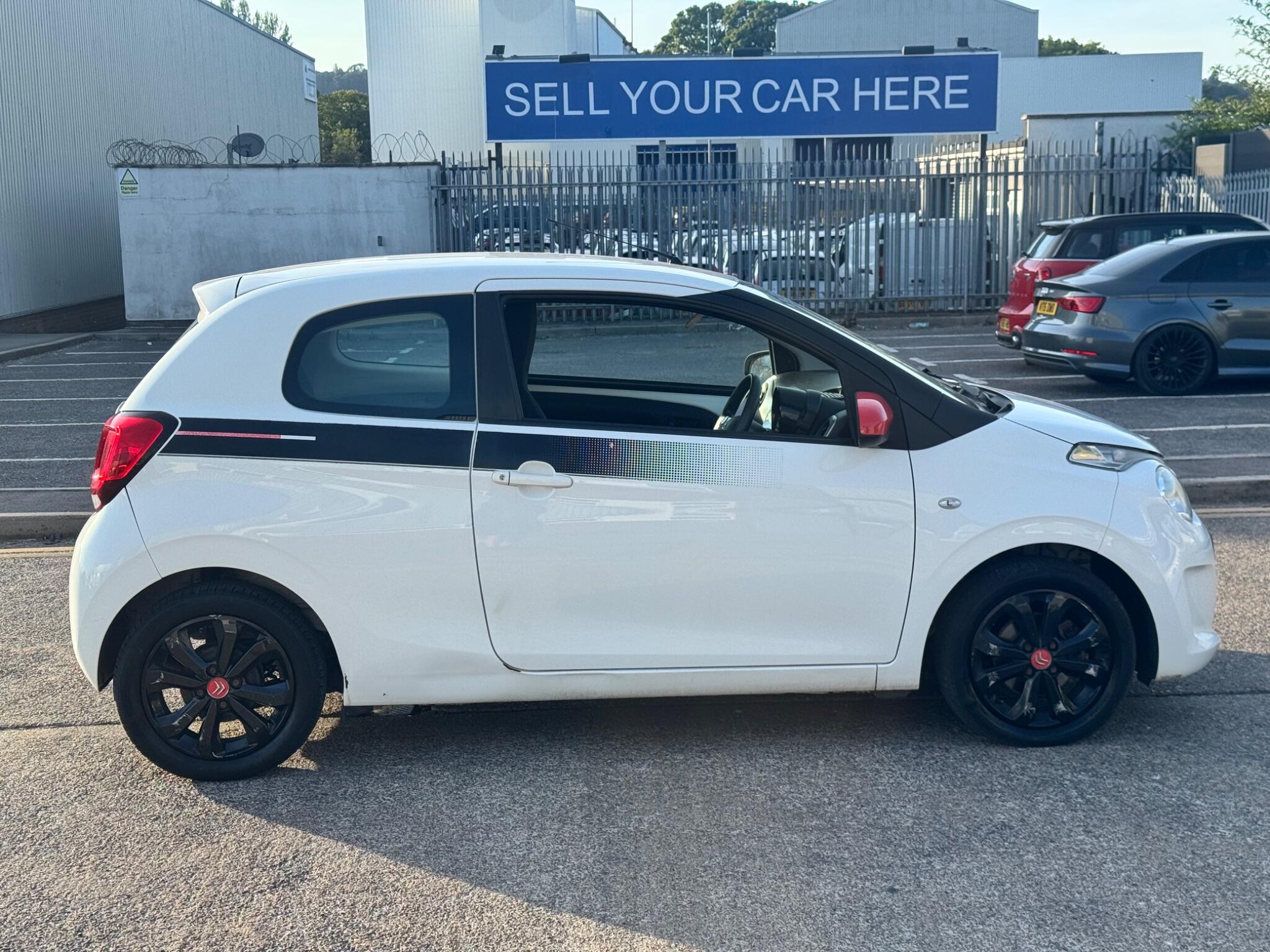 Citroen C1 view 16