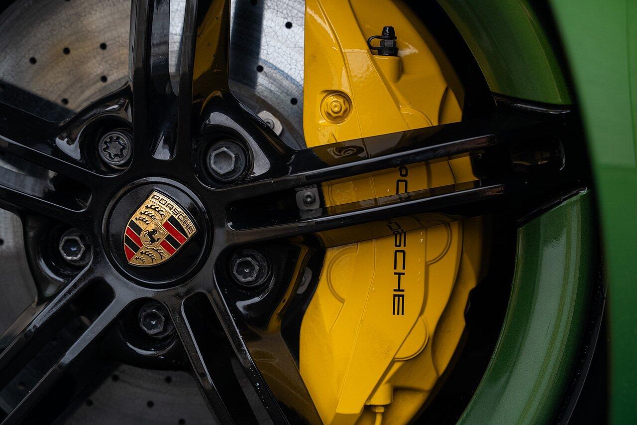 Porsche Taycan view 32