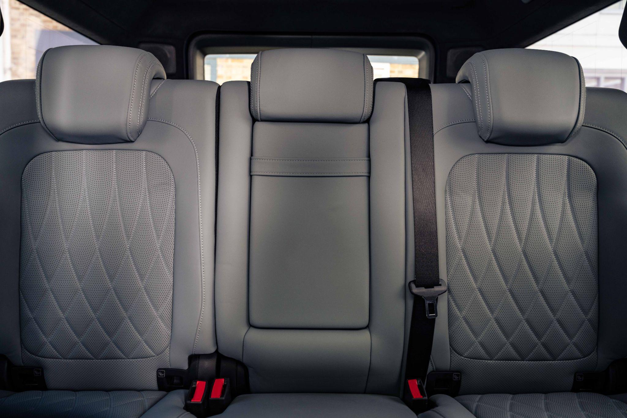 Mercedes-Benz G-Class view 14