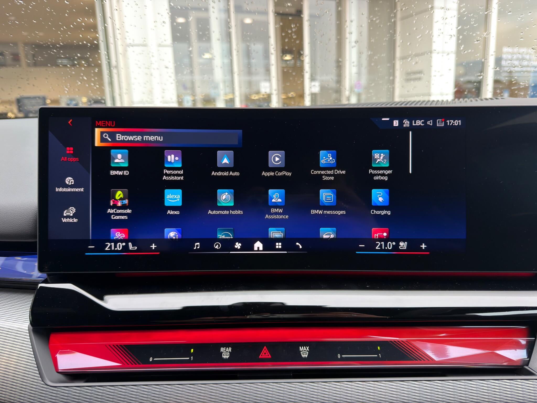 BMW 5 Series view 23