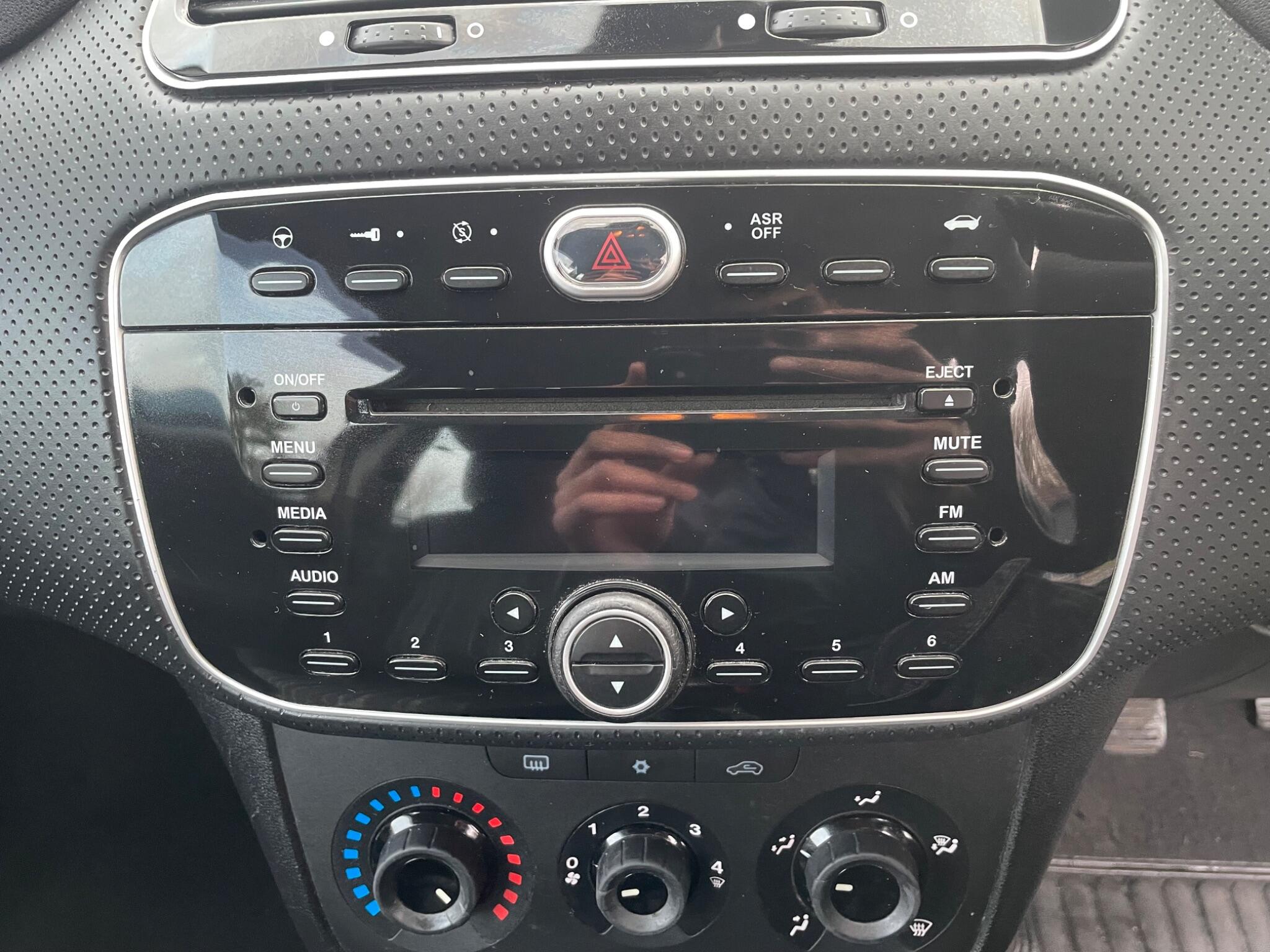 2011 Fiat Punto Evo image 53