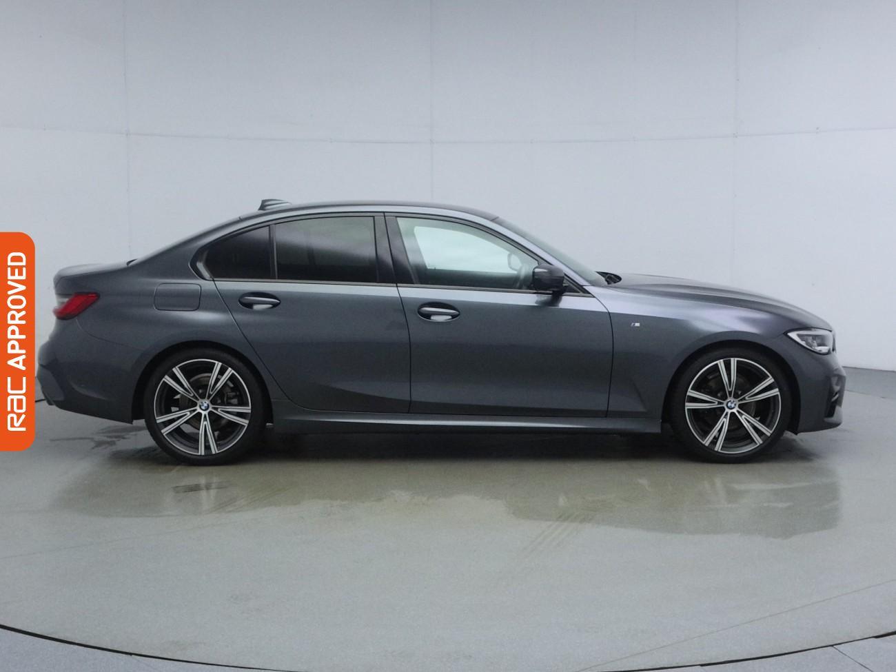 BMW 3 Series view 6
